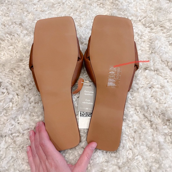 NWT H&M Brown Leather Knot Flat Slide Sandals - Picture 6 of 6
